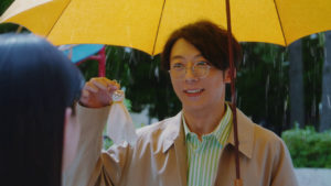 高橋一生「ふしぎな雨男」で「ディアボーテ HIMAWARI」新TVCMに登場！相合傘気分になれる交通広告も期間限定で展開へ5