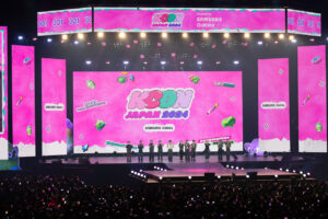 JO1「KCON JAPAN 2024」最終日ステージに！豆原一成を囲って仲良くハグな一幕も8