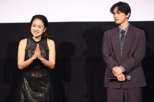 吉沢亮 忍足亜希子と同時に頭下げ“親子愛”！「ぼくが生きてる、ふたつの世界」20