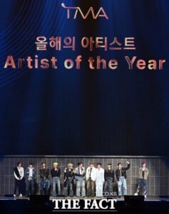 JO1「TMA」で「TMA Popularity Award」と「Artist of the Year」受賞6