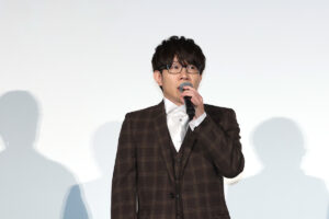 江口拓也ホスト調で「ご指名ありがとうございます」や一輪のバラ手にひざまずく5